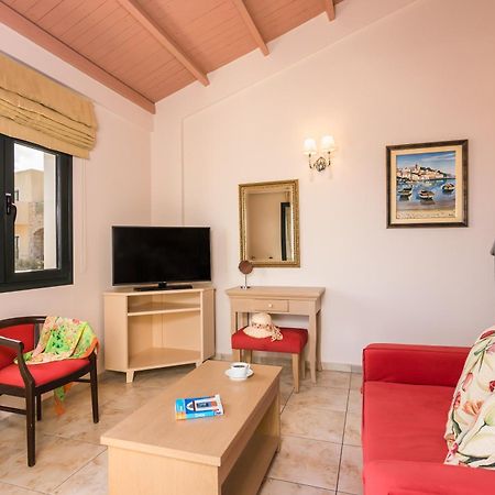Pilot'S Villas Luxury Suites Limenas Chersonisou Exterior foto