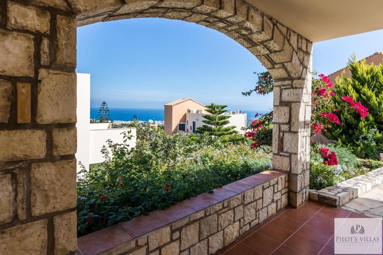 Pilot'S Villas Luxury Suites Limenas Chersonisou Exterior foto
