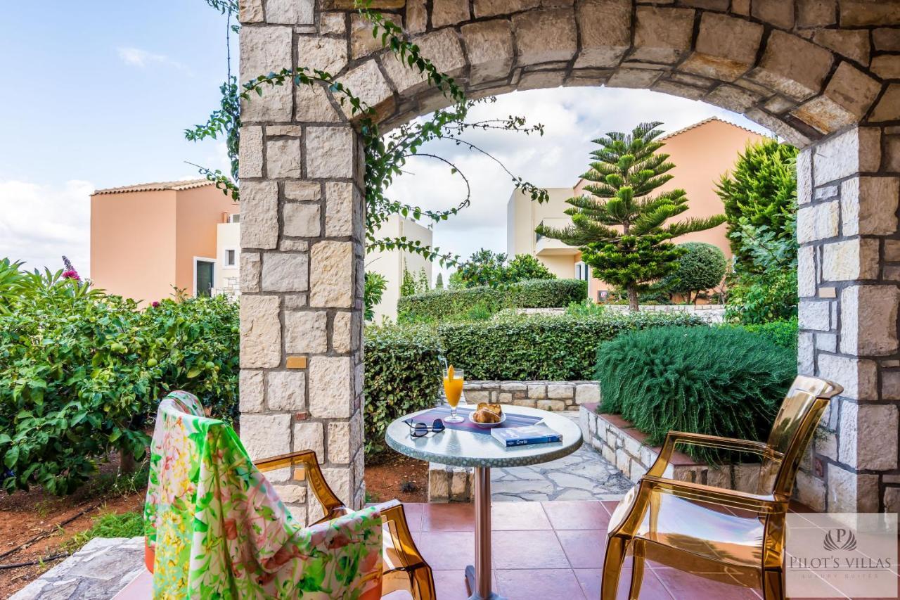 Pilot'S Villas Luxury Suites Limenas Chersonisou Exterior foto