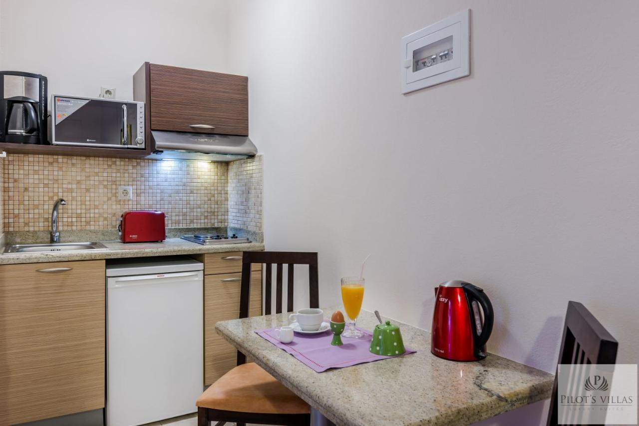 Pilot'S Villas Luxury Suites Limenas Chersonisou Exterior foto